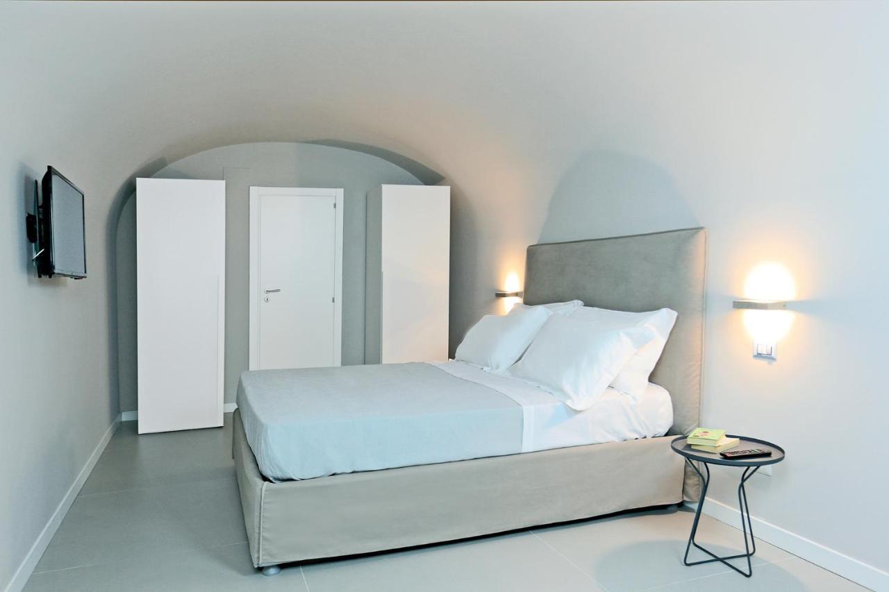 B&Bari, Via Cairoli, Le Case Di Aurelia Guesthouse Εξωτερικό φωτογραφία