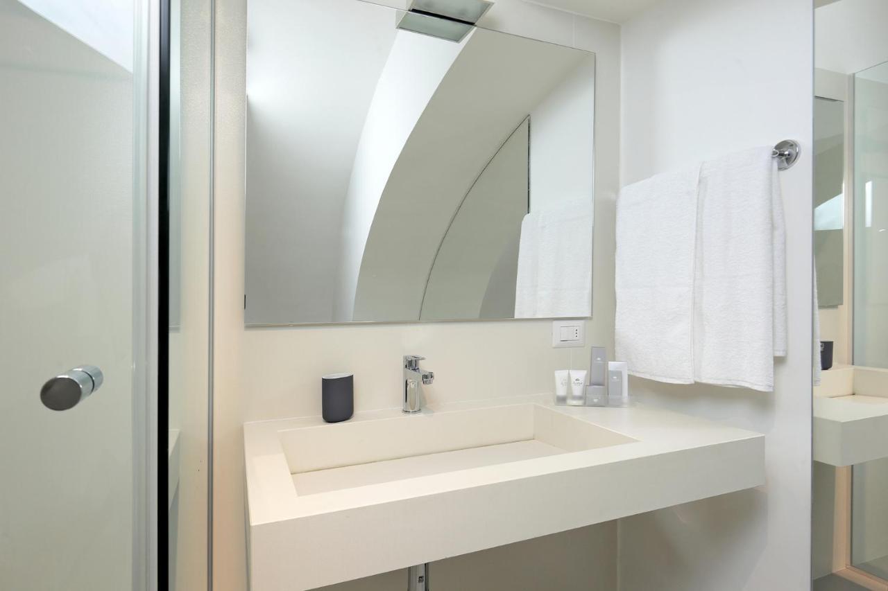 B&Bari, Via Cairoli, Le Case Di Aurelia Guesthouse Εξωτερικό φωτογραφία